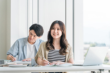 委員会やプロジェクトに関する研修